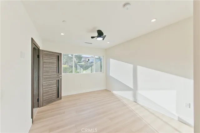 $3,995,000 | 5099 Llano Drive, Woodland Hills, CA 91364