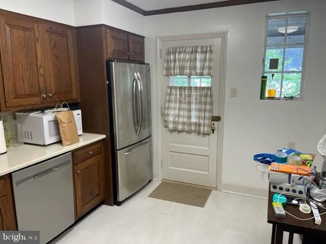 $1,750 | 411 North 4th Street, Lemoyne, PA 17043