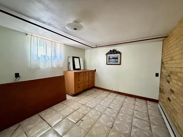 $185,000 | 404 2nd Street South, Wahpeton, ND 58075