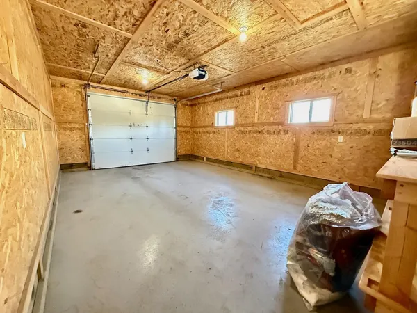 $185,000 | 404 2nd Street South, Wahpeton, ND 58075