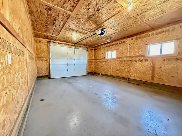 $185,000 | 404 2nd Street South, Wahpeton, ND 58075