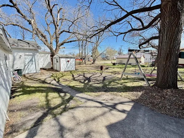 $185,000 | 404 2nd Street South, Wahpeton, ND 58075