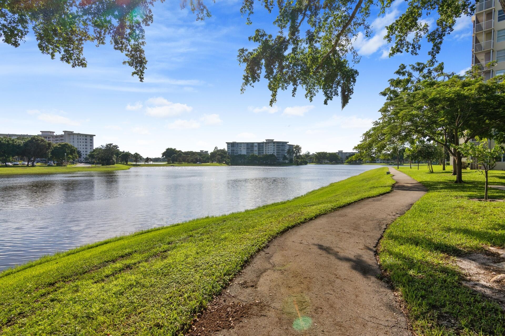 3095 North Course Drive, Unit 712 Pompano Beach, FL 33069 - Photo 35 of 35 1920x1280_100_1726909962776_172688201183