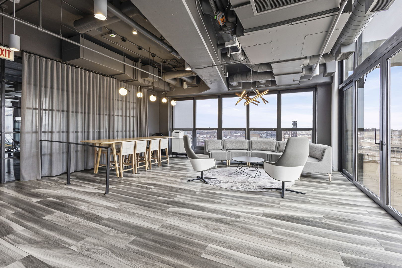 1530 South State Street, Unit 431 Chicago, IL 60605 - Photo 13 of 15 a outdoor space with lots of chairs and mirrors