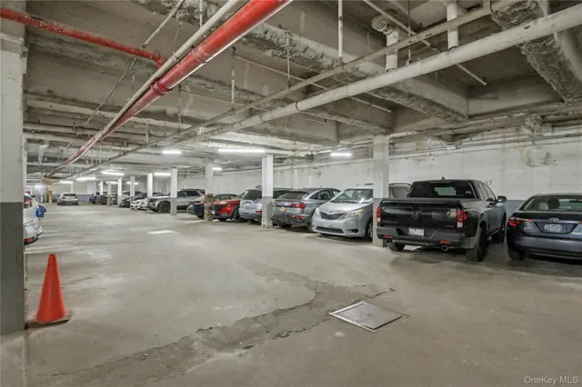 $329,000 | 1577 East 17th Street, Unit 6M | Midwood