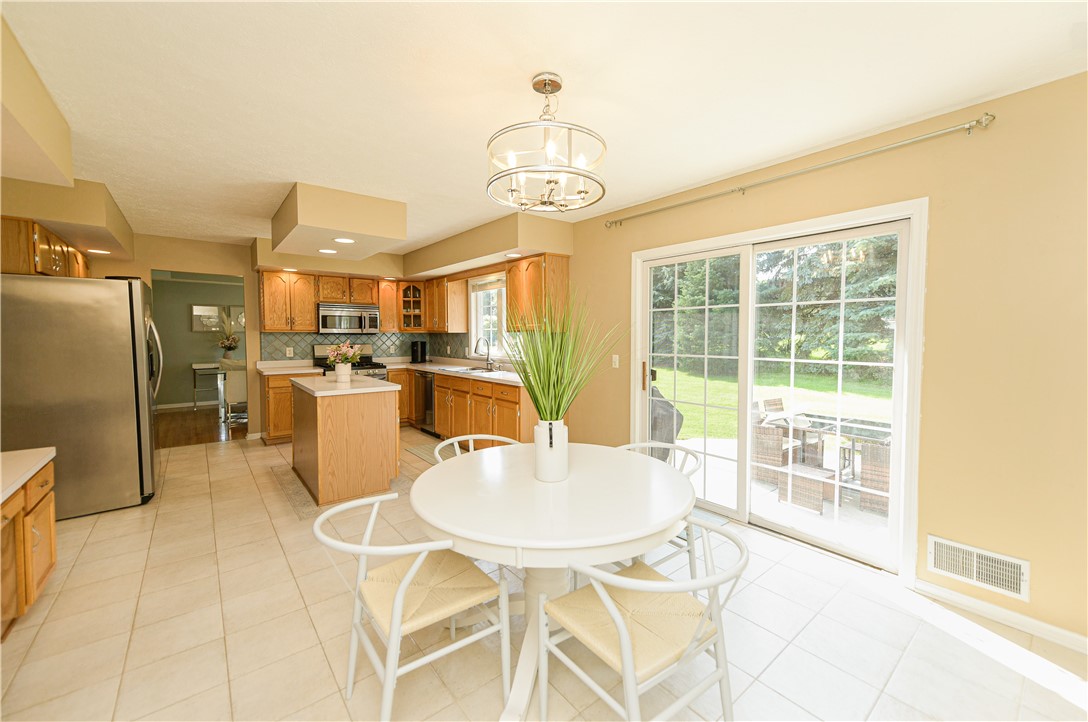 31 Glen Hollow Irondequoit, NY 14622 - Photo 16 of 38