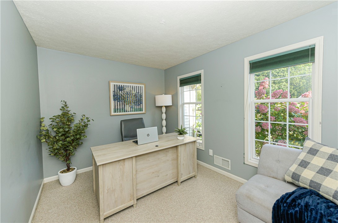 31 Glen Hollow Irondequoit, NY 14622 - Photo 21 of 38