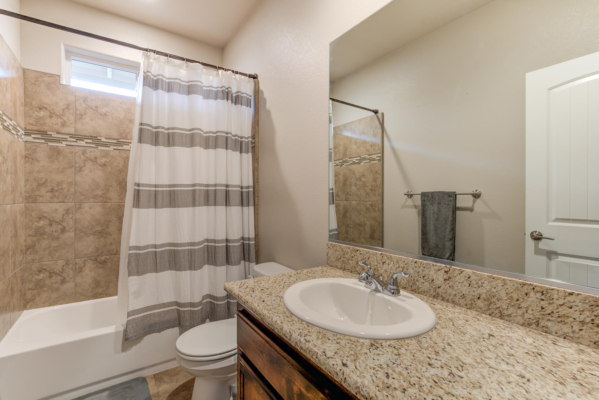3233 Lemurian Road Redding, CA 96002 - Photo 30 of 39 3233LemurianRoad_031