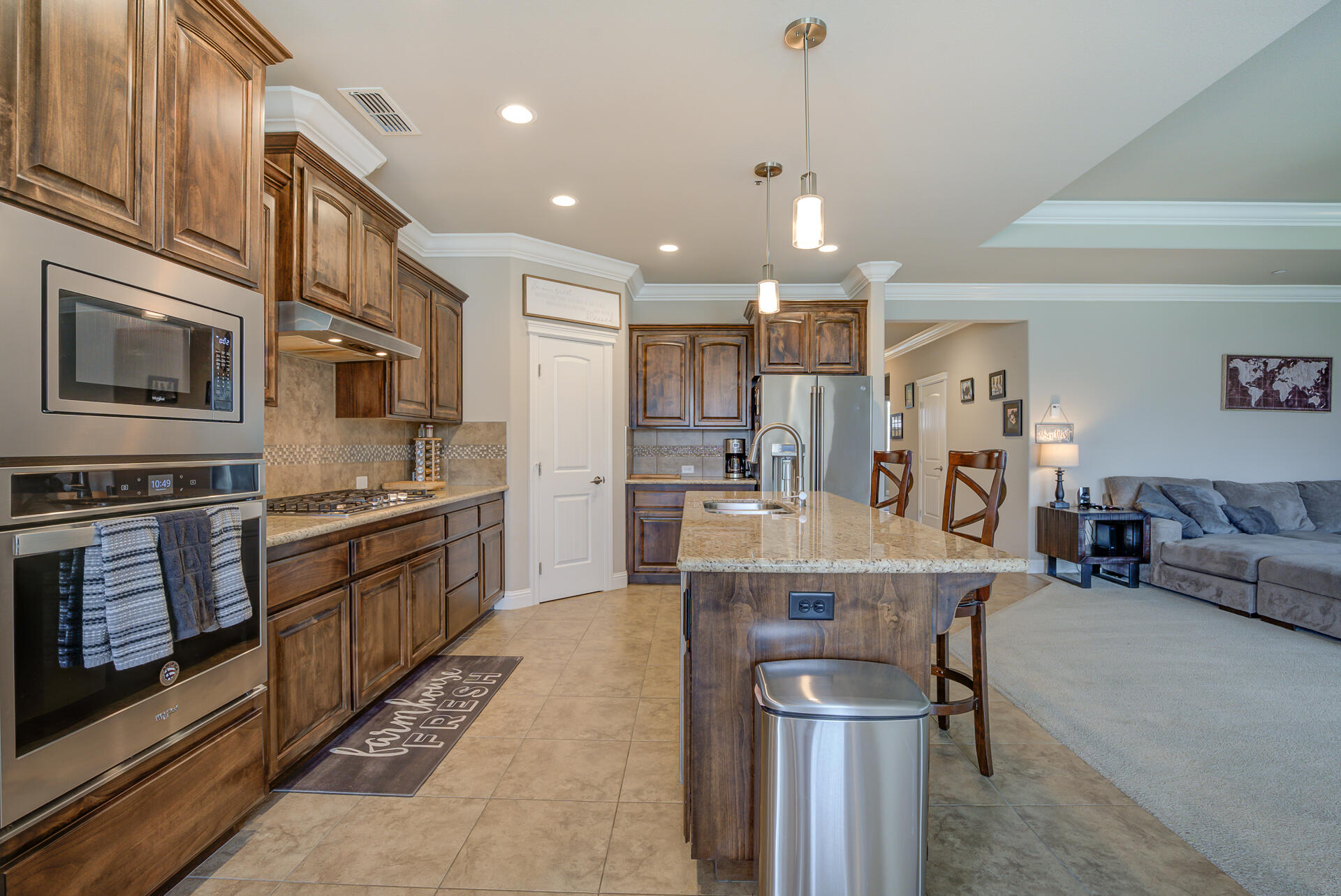 3233 Lemurian Road Redding, CA 96002 - Photo 8 of 39 large island
