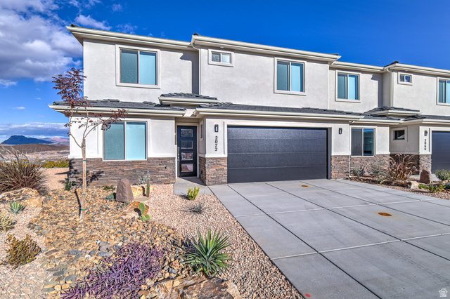 2072 W. 320 S. Hurricane, UT 84737 - Photo 4 of 46 Front