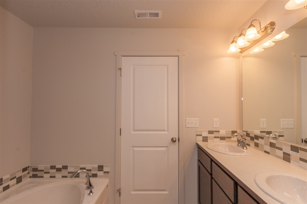 6713 Chumani Road Cheney, WA 99004 - Photo 14 of 19