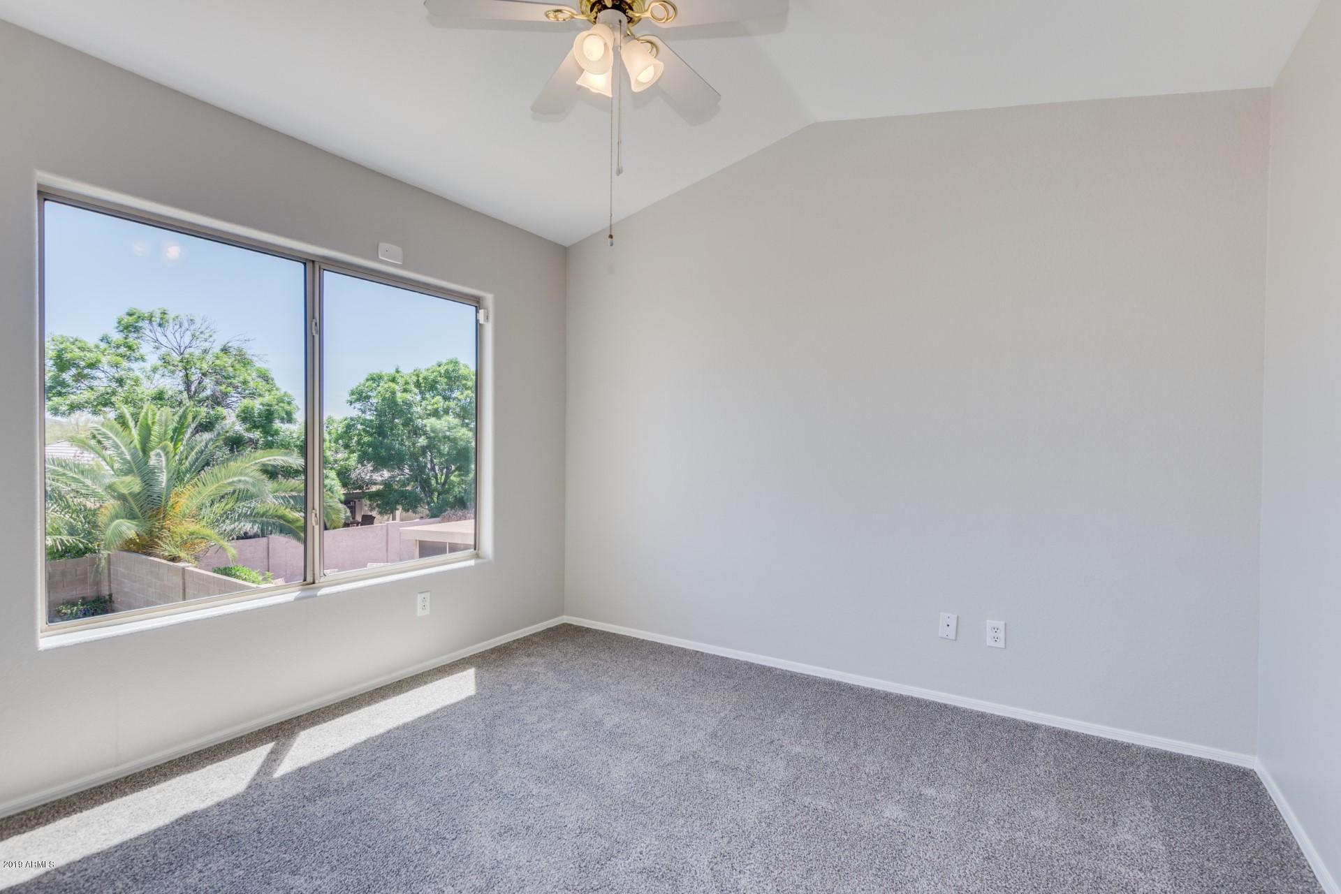 529 West St John Road Phoenix, AZ 85023 - Photo 14 of 26 St John (14)