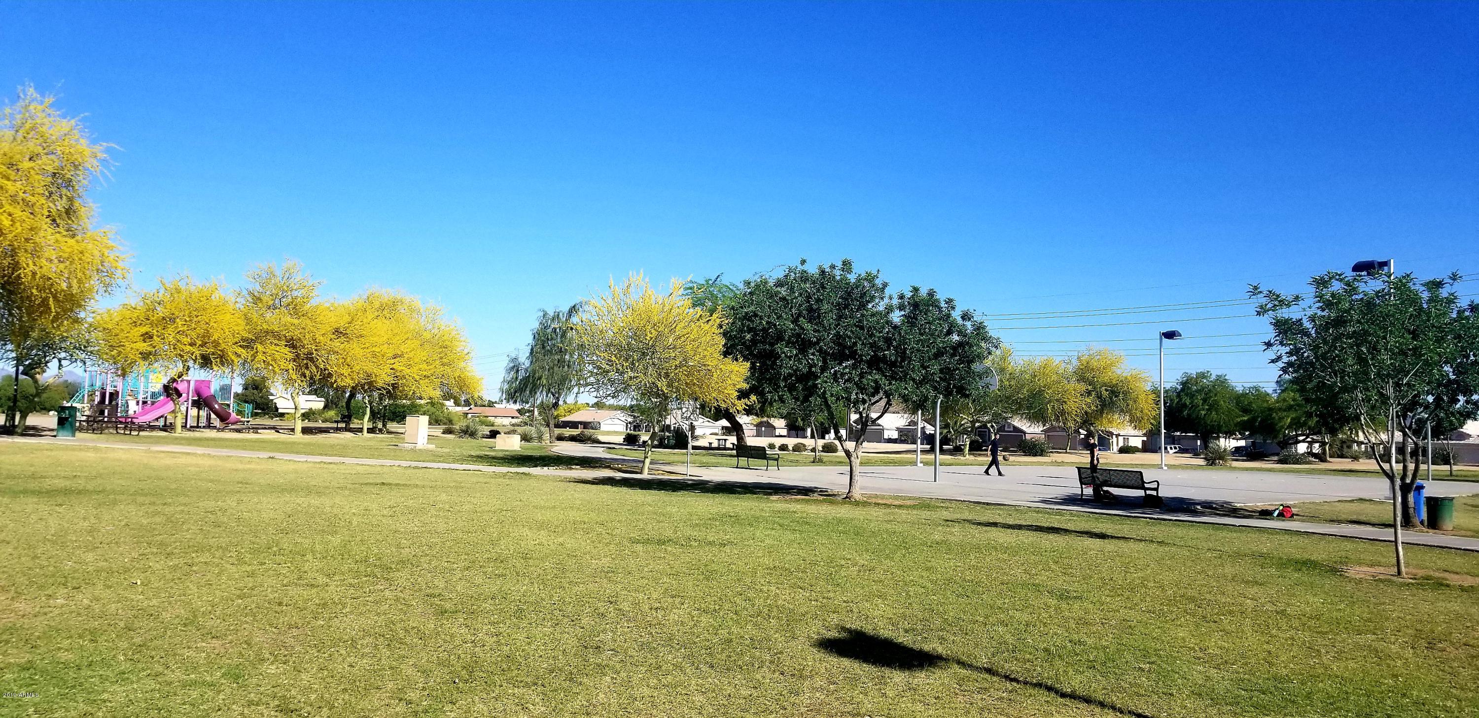 529 West St John Road Phoenix, AZ 85023 - Photo 25 of 26 Park