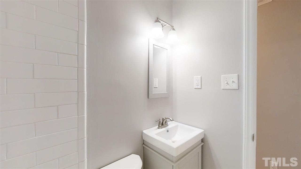 405 Sunnyview Road Henderson, NC 27536 - Photo 15 of 23 Gallery Image 15