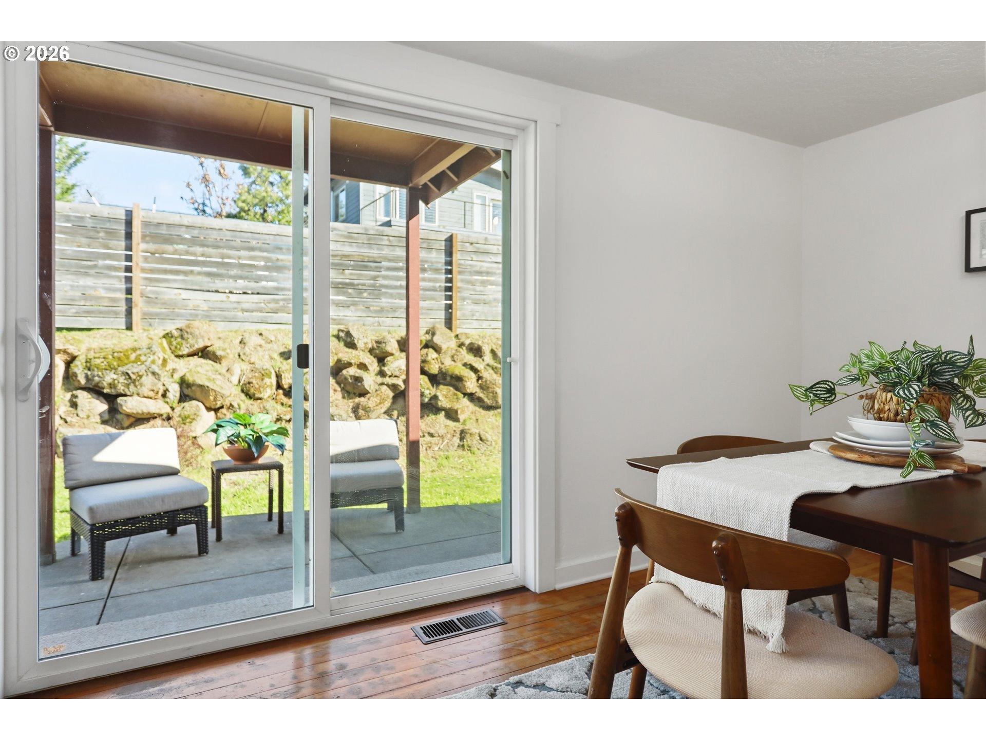 180 Northwest Spring Street White Salmon, WA 98672 - Photo 19 of 44 a view of a livingroom with furniture