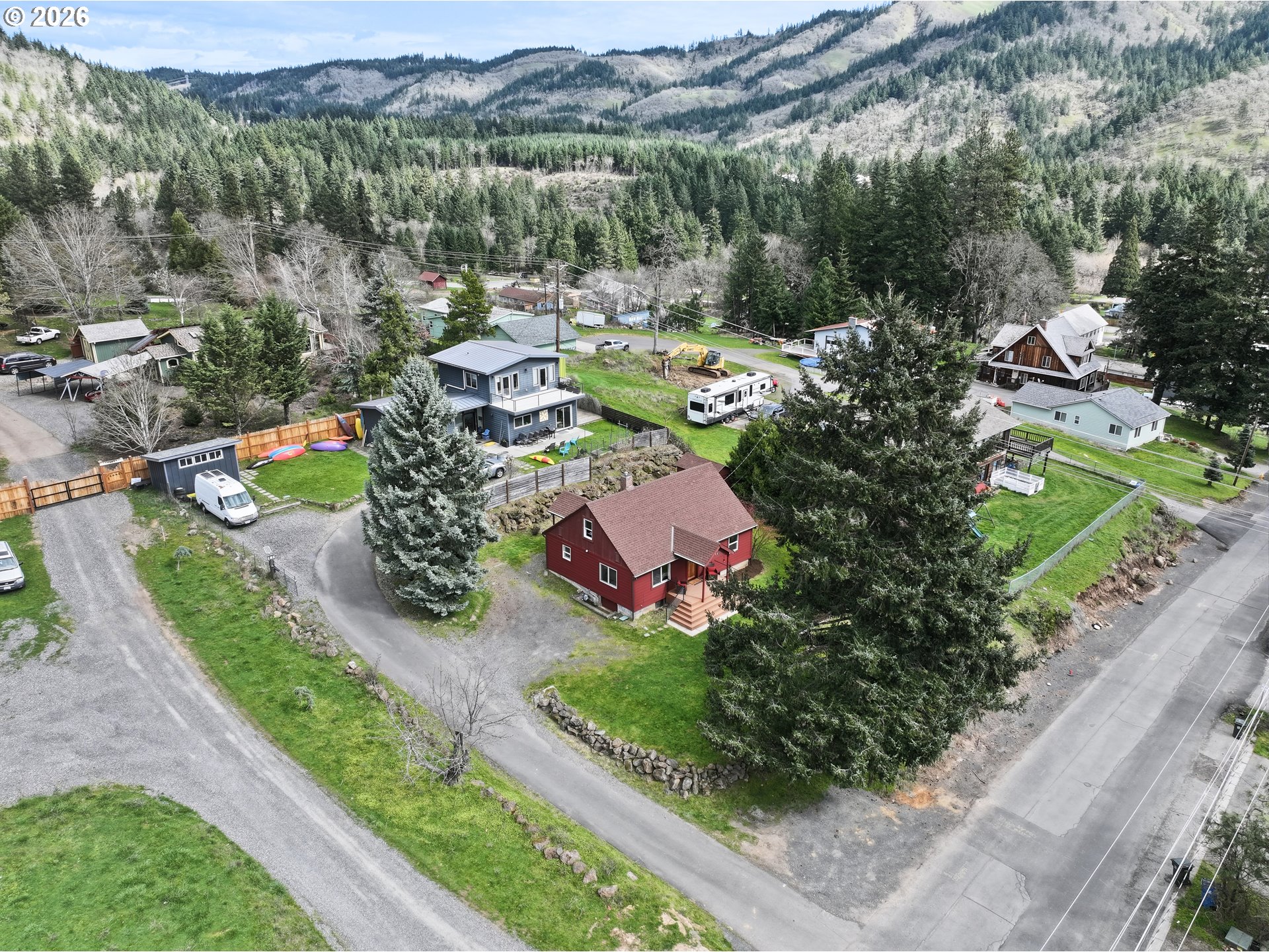 180 Northwest Spring Street White Salmon, WA 98672 - Photo 40 of 44 an aerial view of multiple house