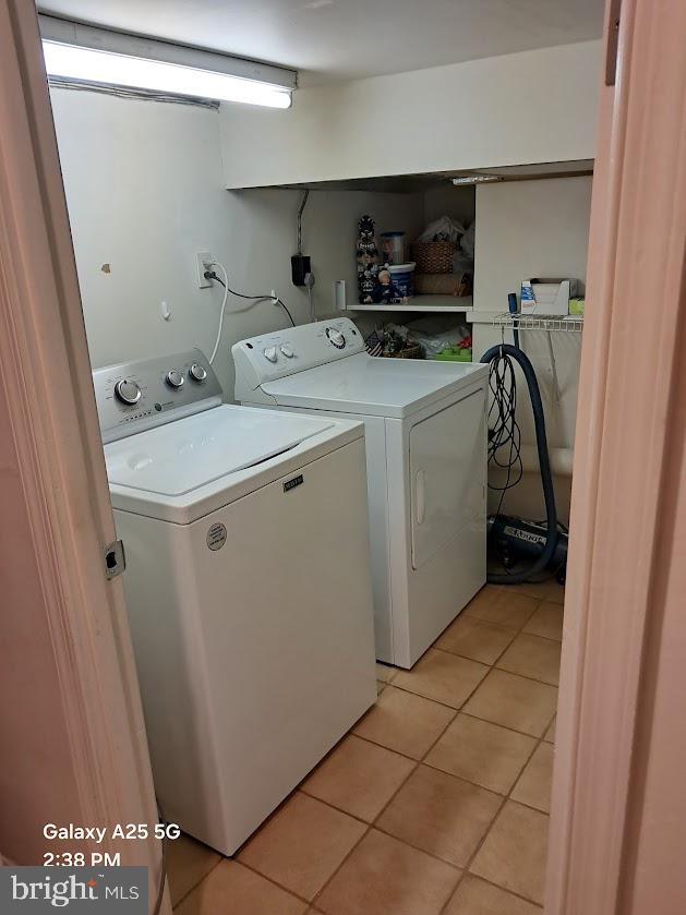 430 South 5th Street Philadelphia, PA 19147 - Photo 9 of 32 a utility room with dryer and washer