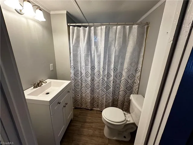 $995 | 313 Druid Street, High Point, NC 27265