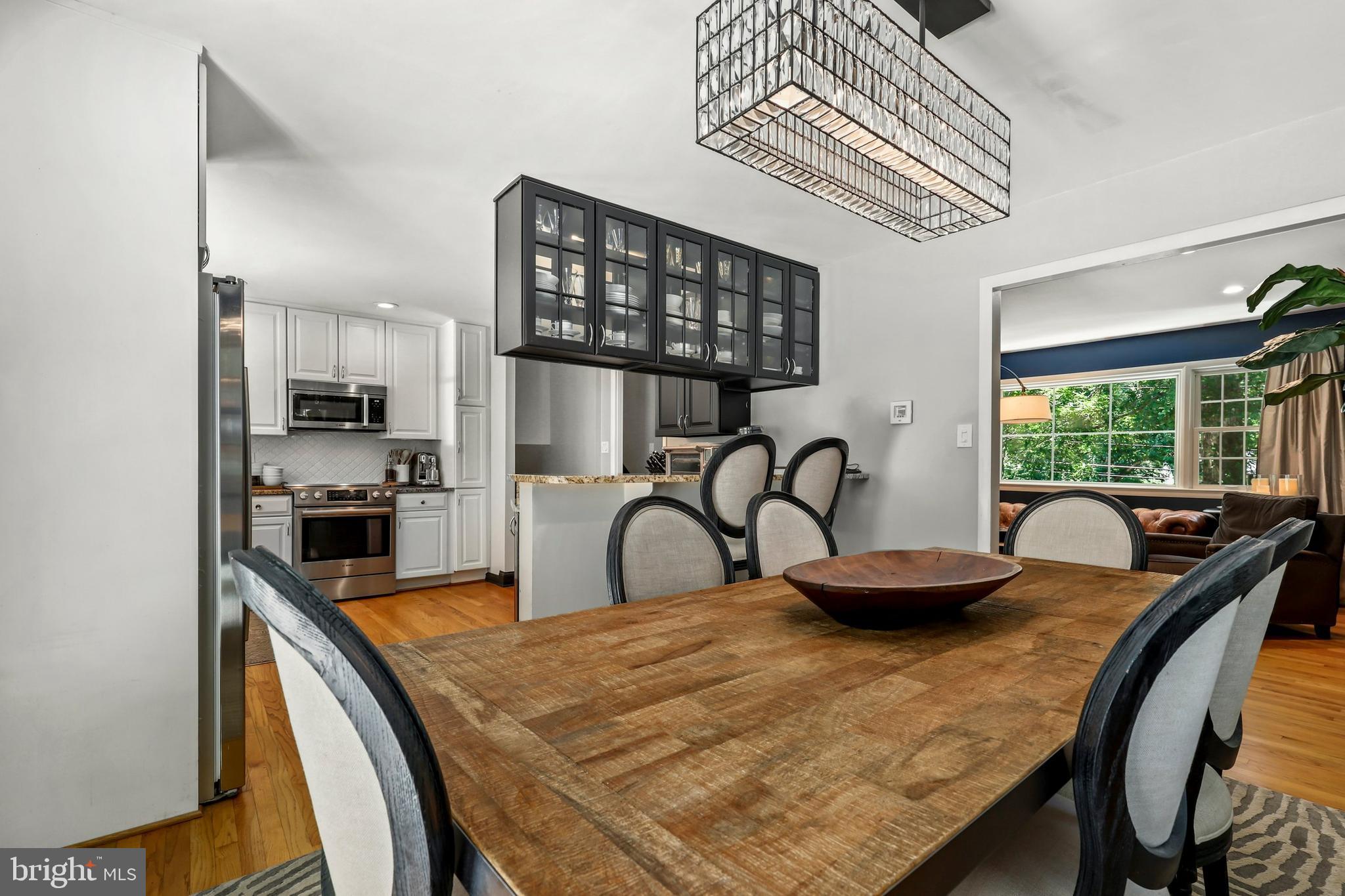 9324 Glenbrook Road Fairfax, VA 22031 - Photo 15 of 57