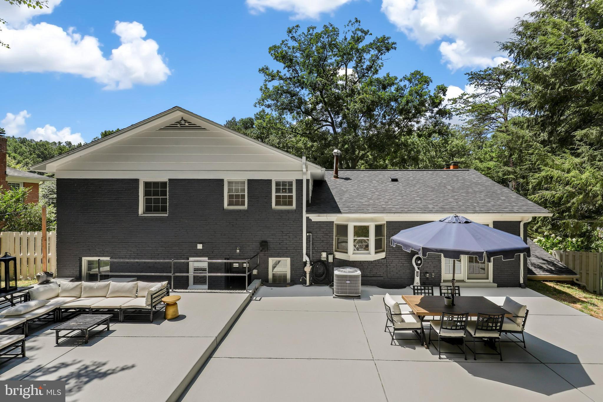 9324 Glenbrook Road Fairfax, VA 22031 - Photo 45 of 57