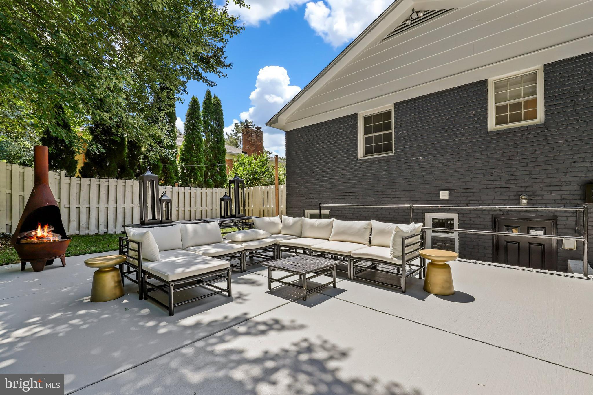 9324 Glenbrook Road Fairfax, VA 22031 - Photo 46 of 57