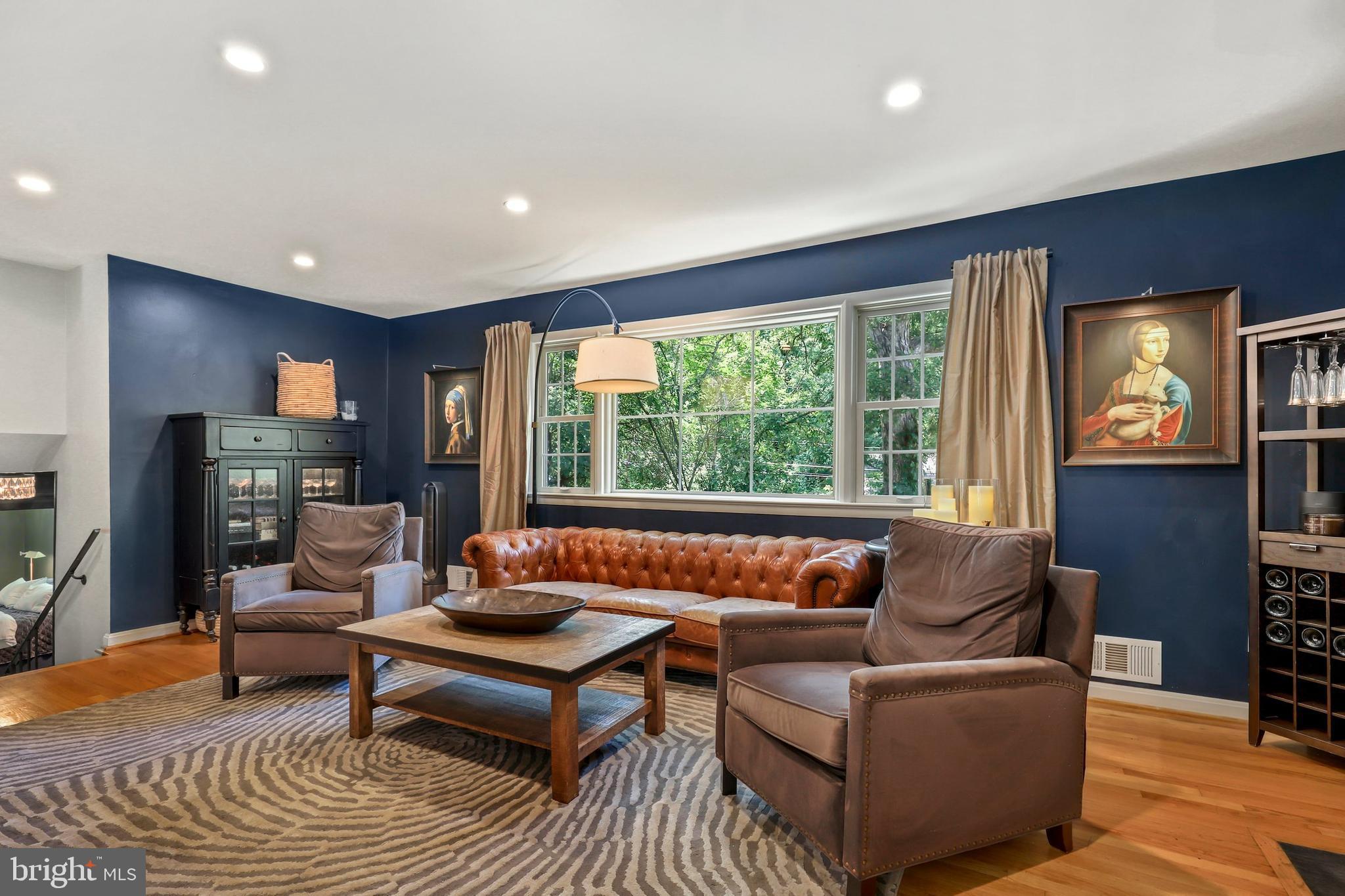 9324 Glenbrook Road Fairfax, VA 22031 - Photo 6 of 57