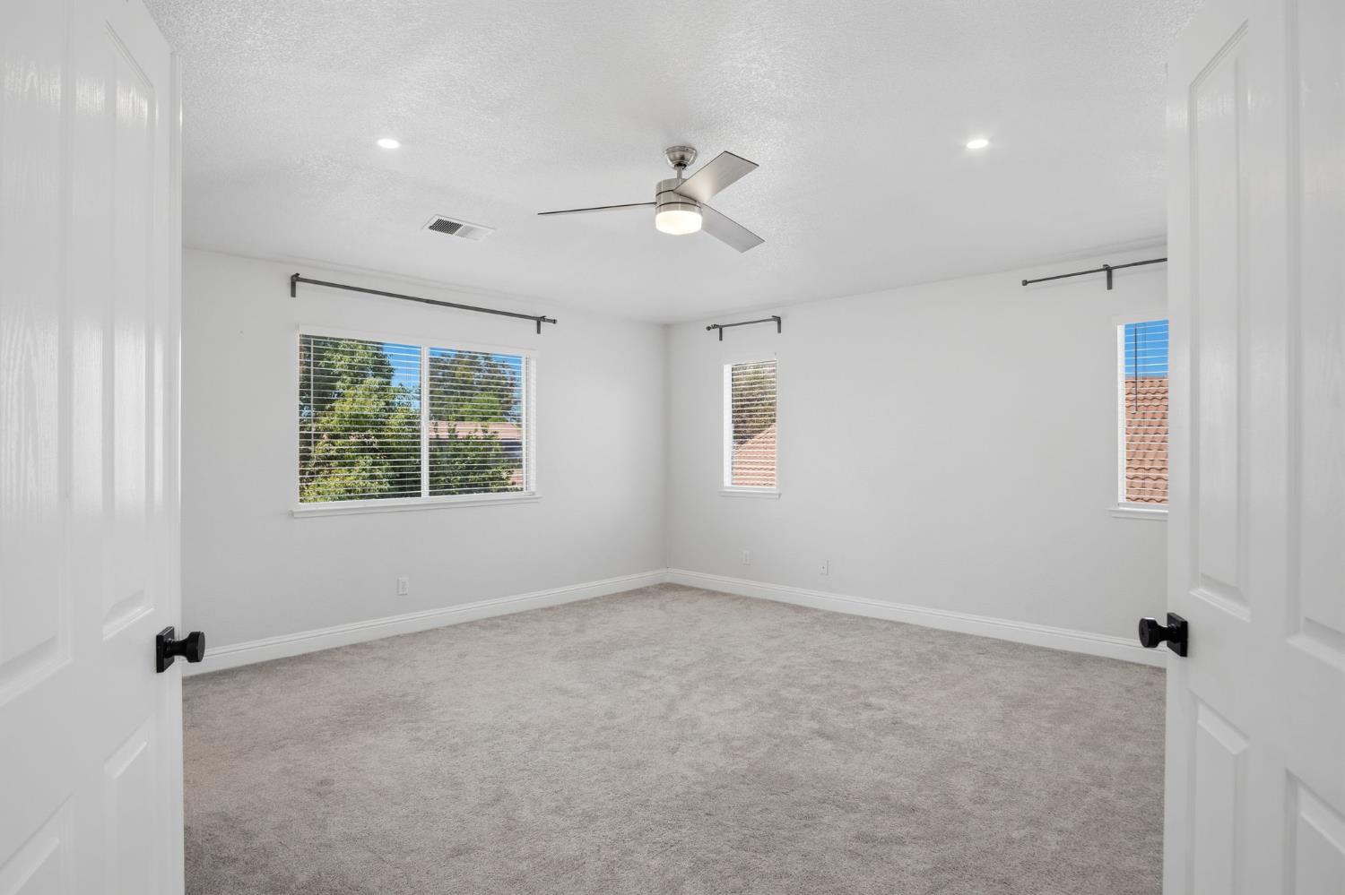 1123 Woodland Drive Turlock, CA 95382 - Photo 24 of 42 Gallery Image 24