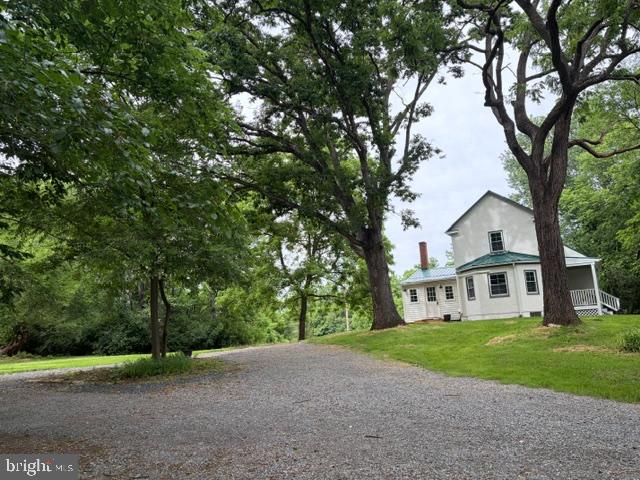 1801 Old Chapel Road Boyce, VA 22620 - Photo 5 of 31 The Circular Drive Approach to the home.