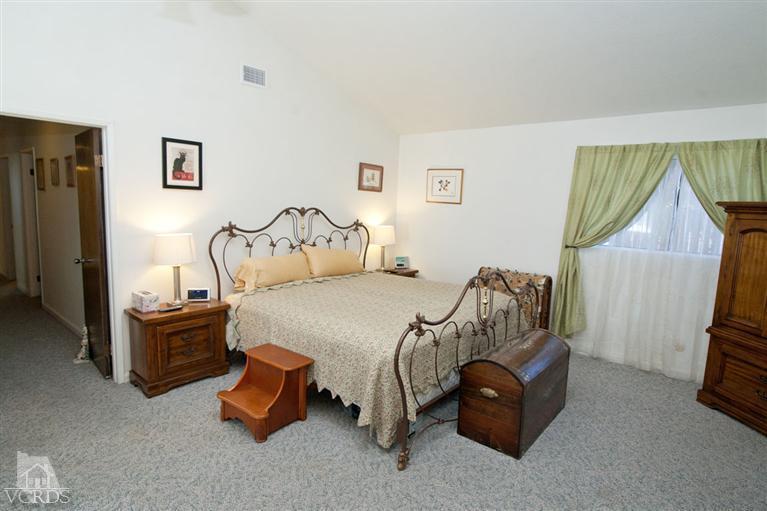 3979 Avenida Simi Simi Valley, CA 93063 - Photo 17 of 23 Additional Photo