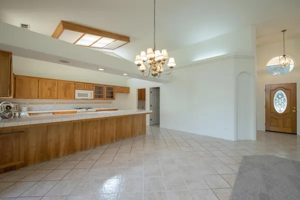 $410,000 | 2738 West Ceres Court, Visalia, CA 93291