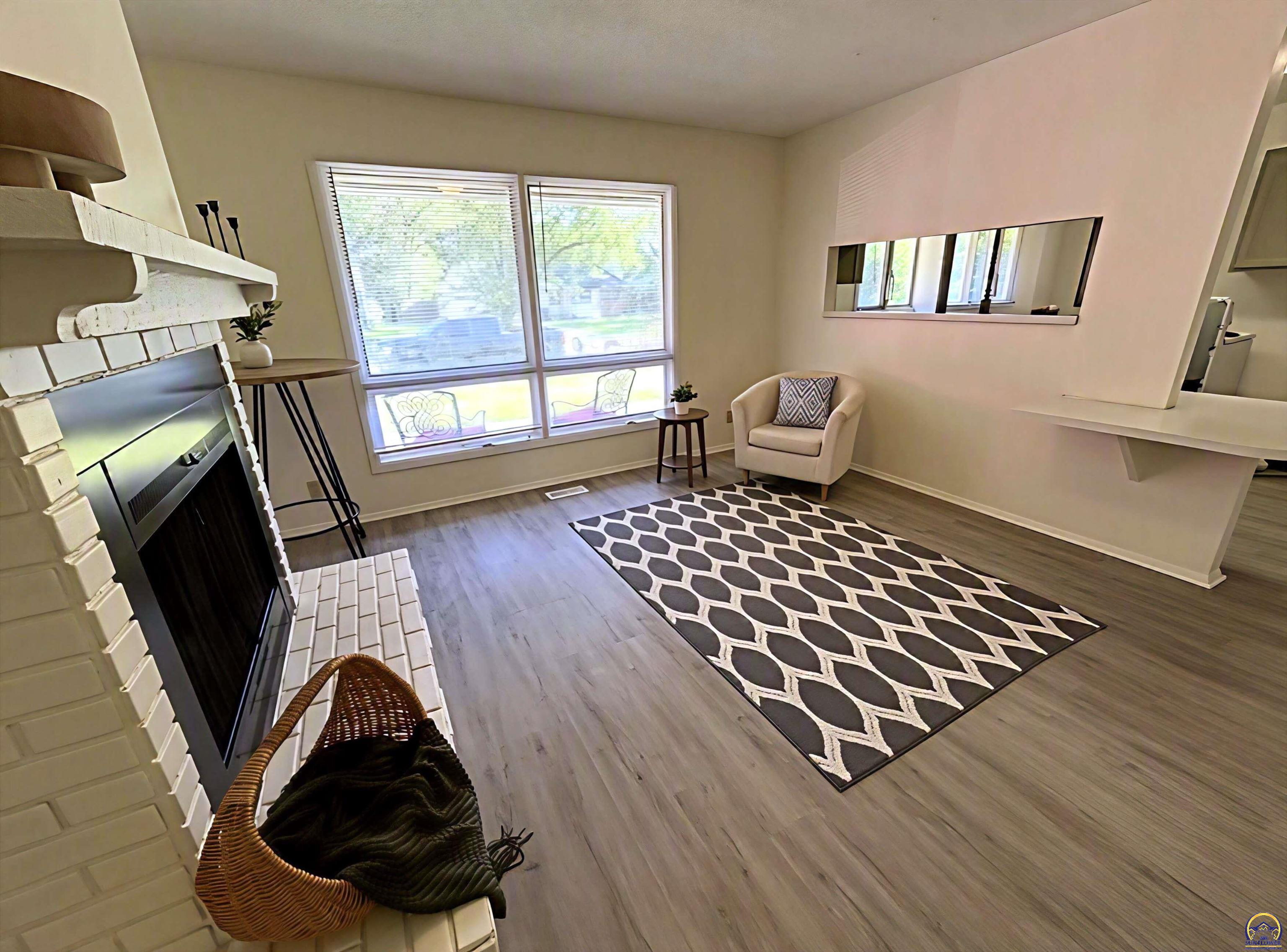 4029 Southwest 28th Terrace Topeka, KS 66614 - Photo 20 of 26
