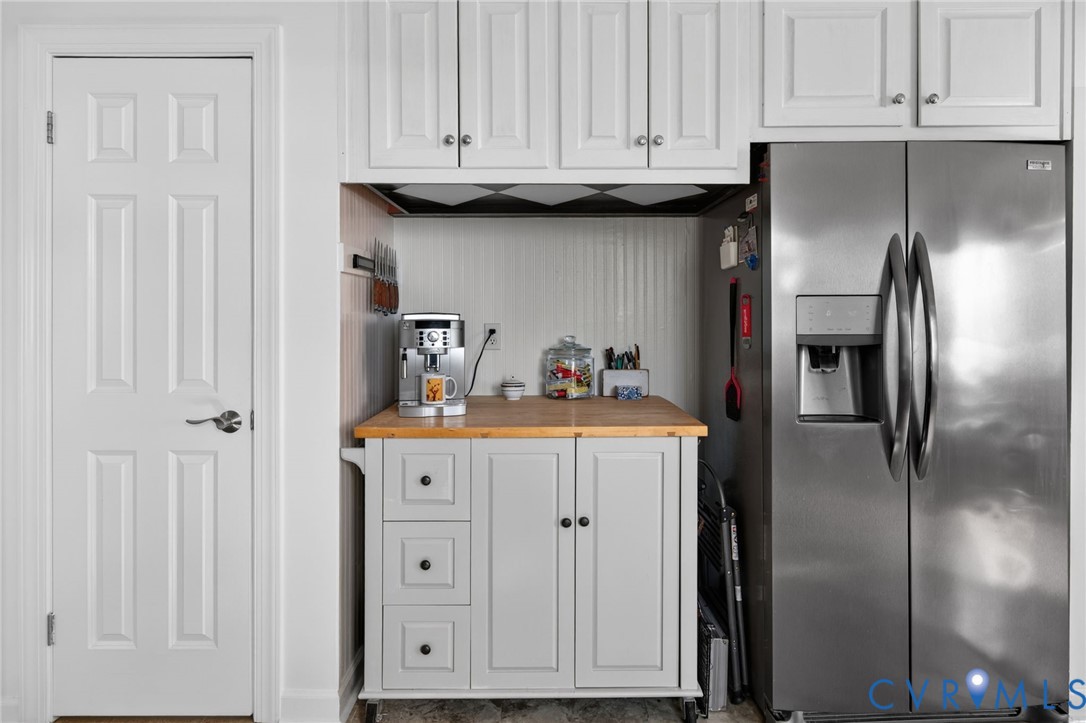 947 Bar Neck Road Port Haywood, VA 23138 - Photo 28 of 72 Pantry and loads of cabinets.