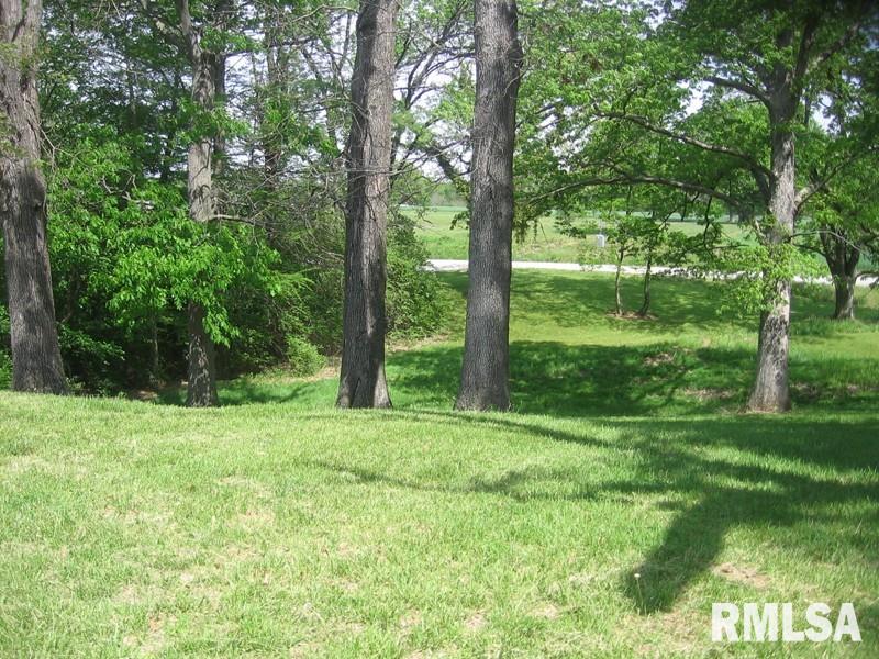 779 East Base Line Road Centralia, IL 62801 - Photo 2 of 5 Gallery Image 2