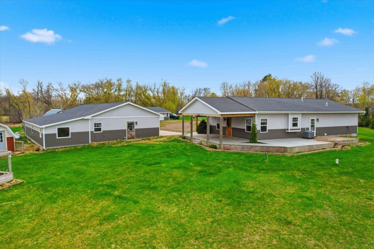 7344 Bluebell Road Braham, MN 55006 - Photo 3 of 33