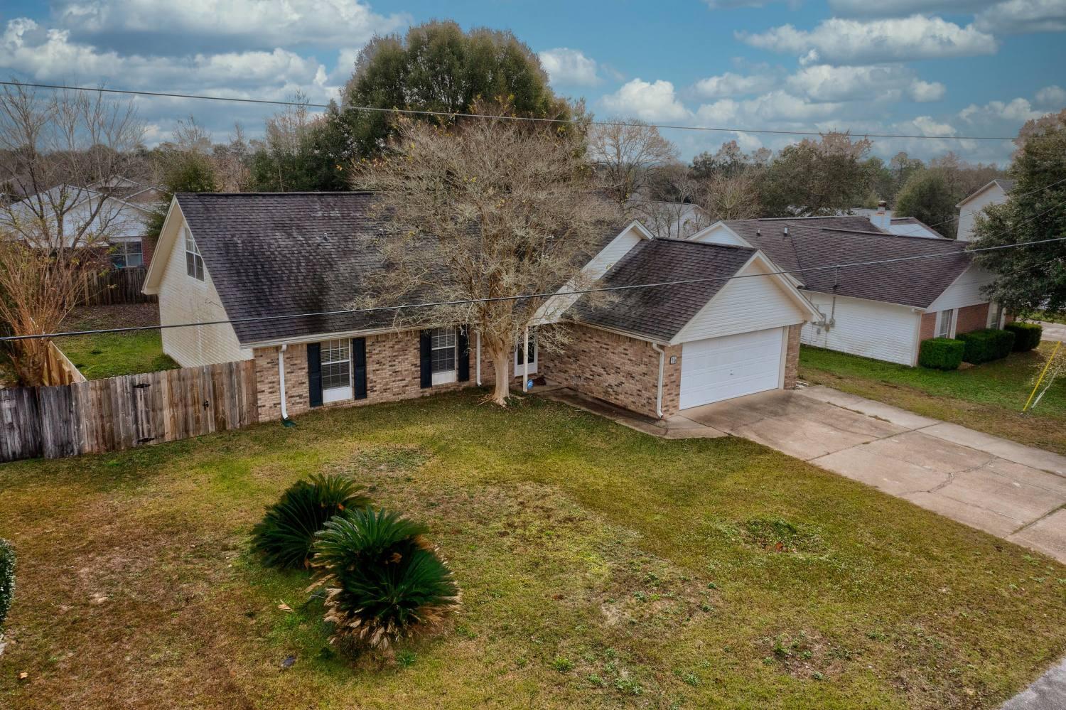 15 Holly Road Crestview, FL 32539 - Photo 4 of 41 Gallery Image 4