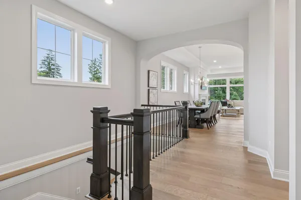 $929,300 | 79 Spring Farm Road, North Oaks, MN 55127