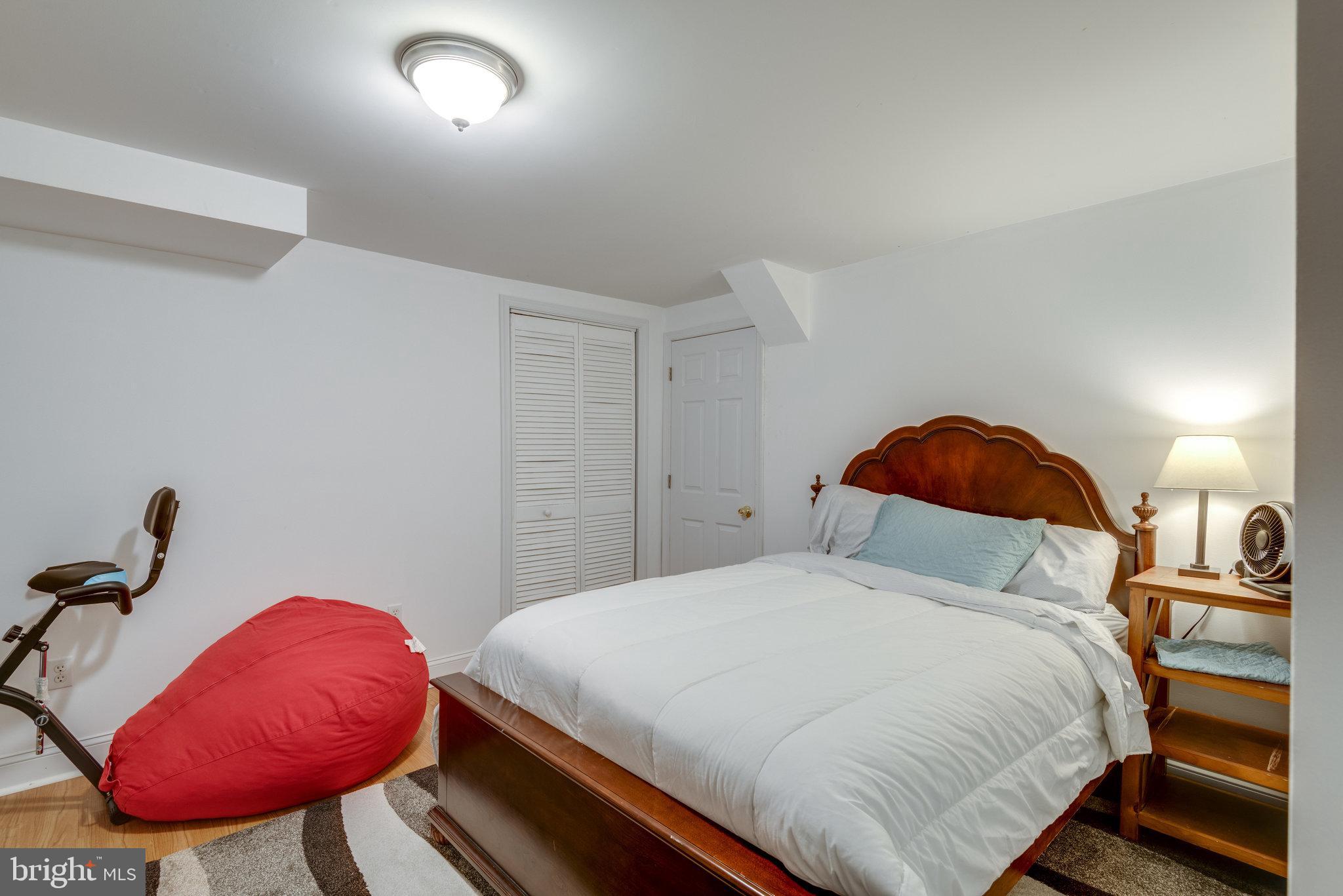 802 Potomac Ridge Court Sterling, VA 20164 - Photo 29 of 57 Gallery Image 29