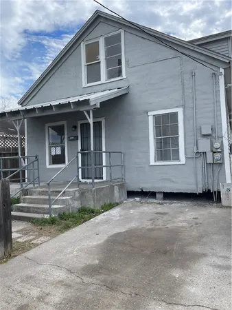 $1,400 | 2245 Comanche Street, Unit A, Corpus Christi, TX 78408