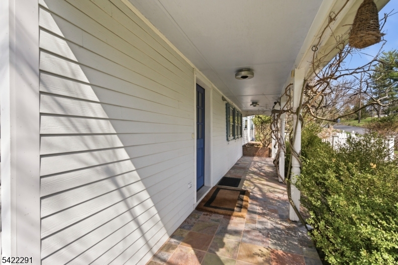 15 Welisewitz Road Ringoes, NJ 08551 - Photo 4 of 48