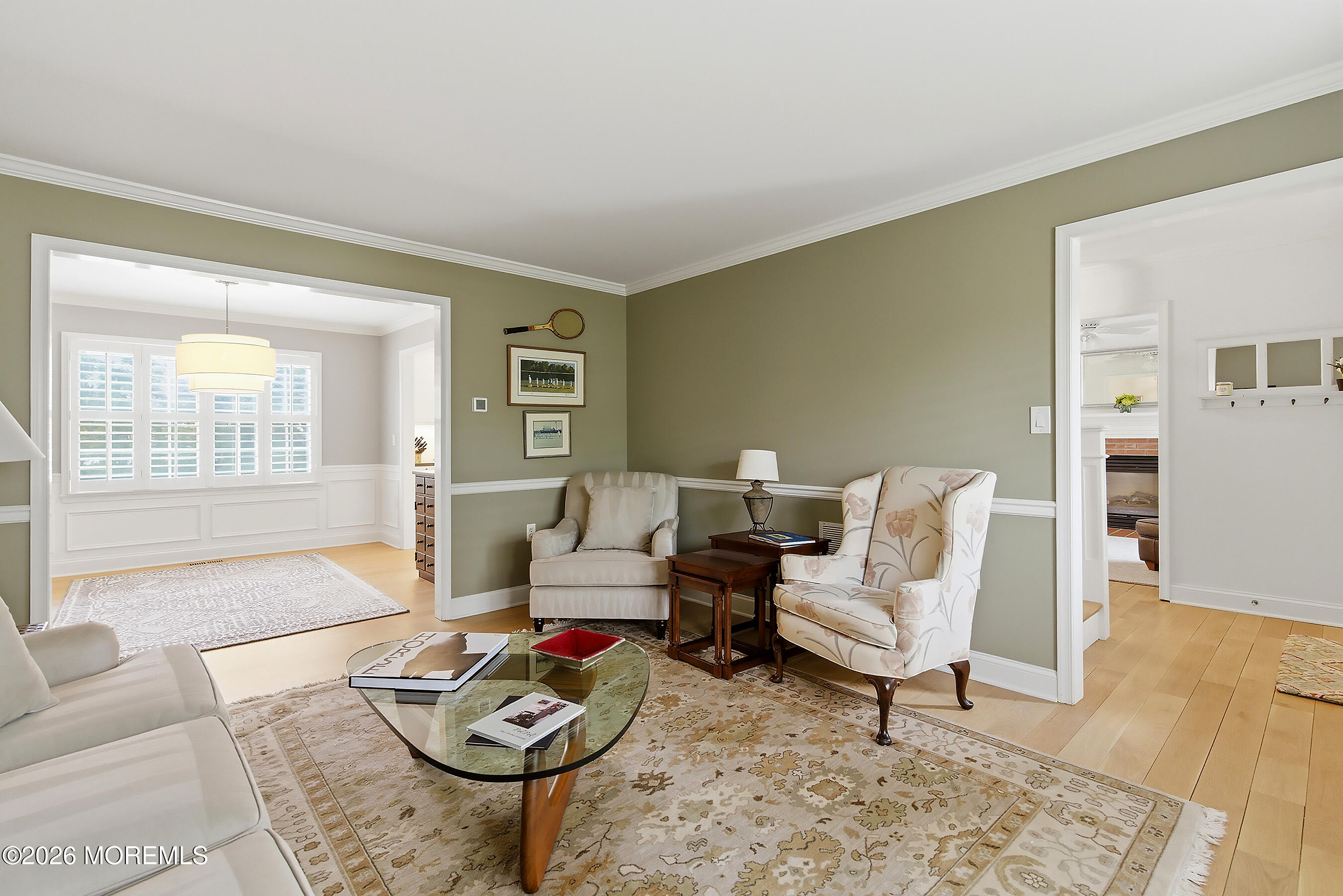 924 Ocean Road Point Pleasant, NJ 08742 - Photo 18 of 56 a living room with furniture and wooden floor