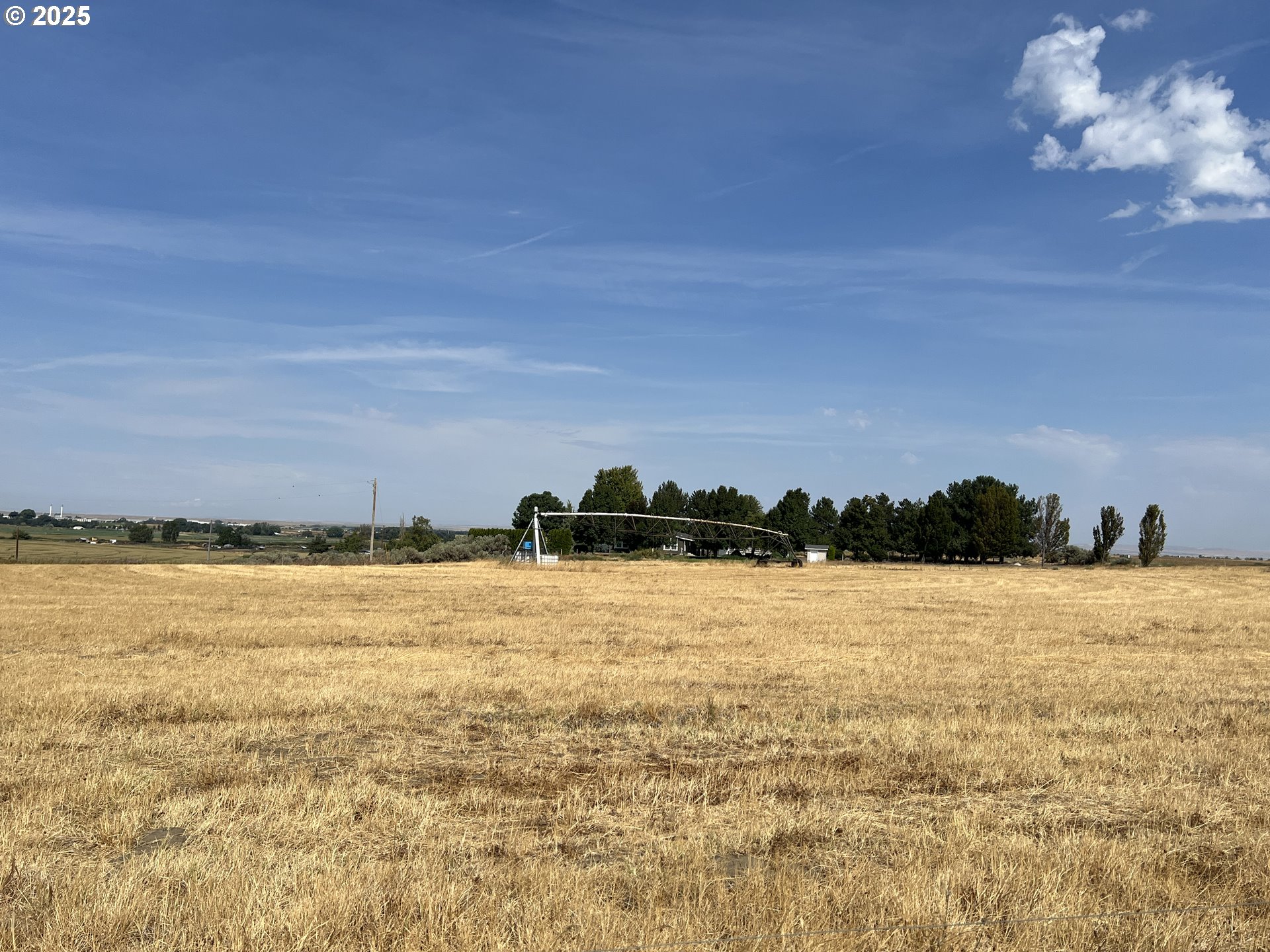 76707 Highway 207 Echo, OR 97826 - Photo 22 of 25 a view of an ocean