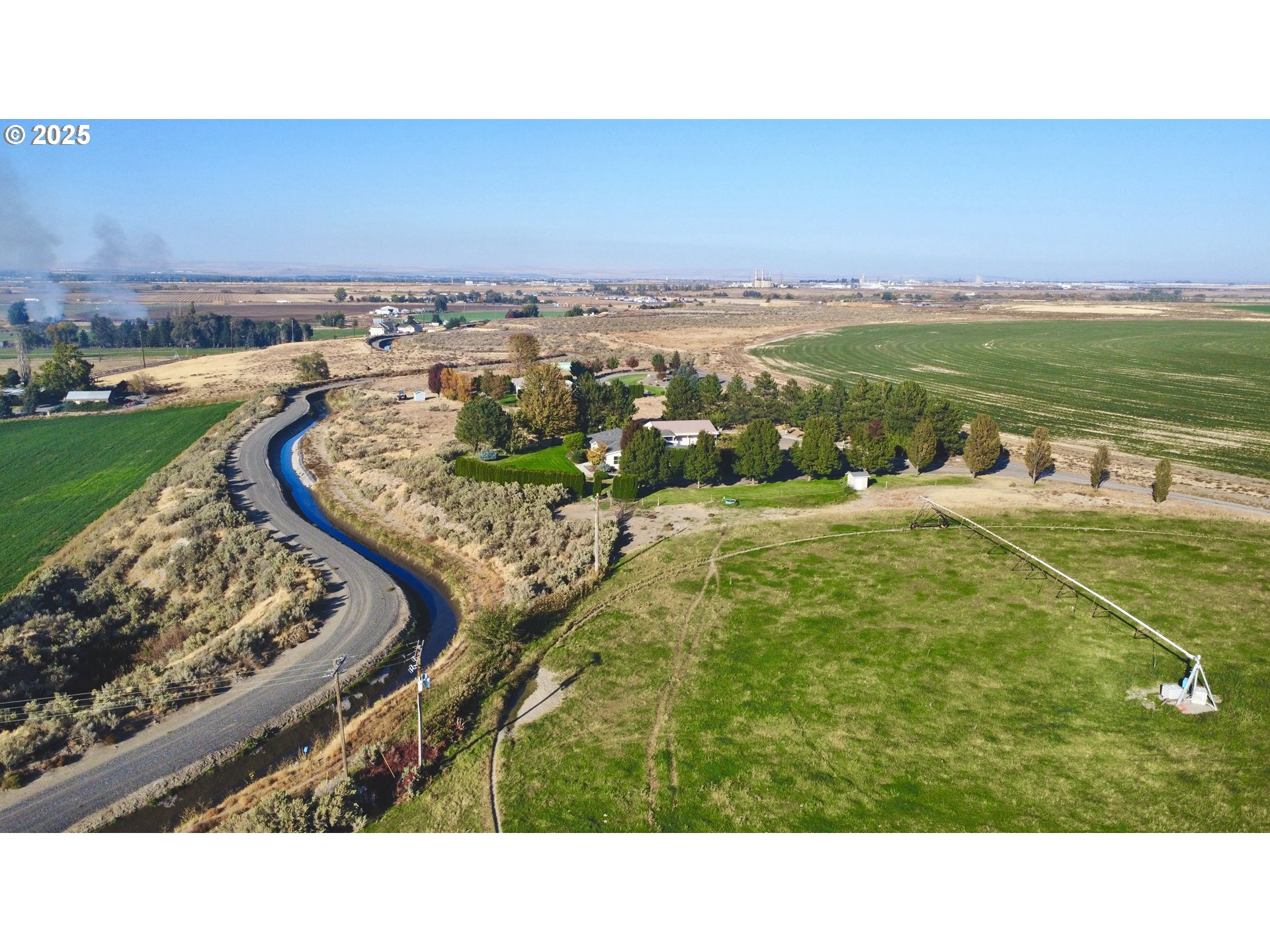 76707 Highway 207 Echo, OR 97826 - Photo 23 of 25 a view of a city