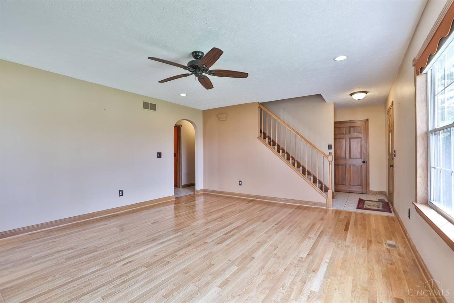 6070 Day Road Cincinnati, OH 45252 - Photo 10 of 77 Gallery Image 10
