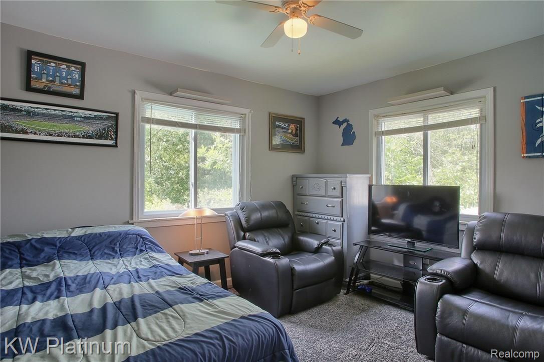 32560 Sutton Road New Baltimore, MI 48047 - Photo 22 of 35 2nd_Bedroom.jpg