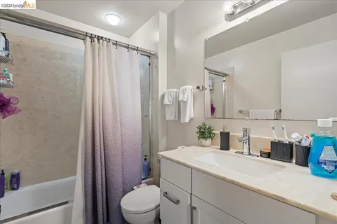 $4,700,000 | 3223 Glendora Drive, San Mateo, CA 94403