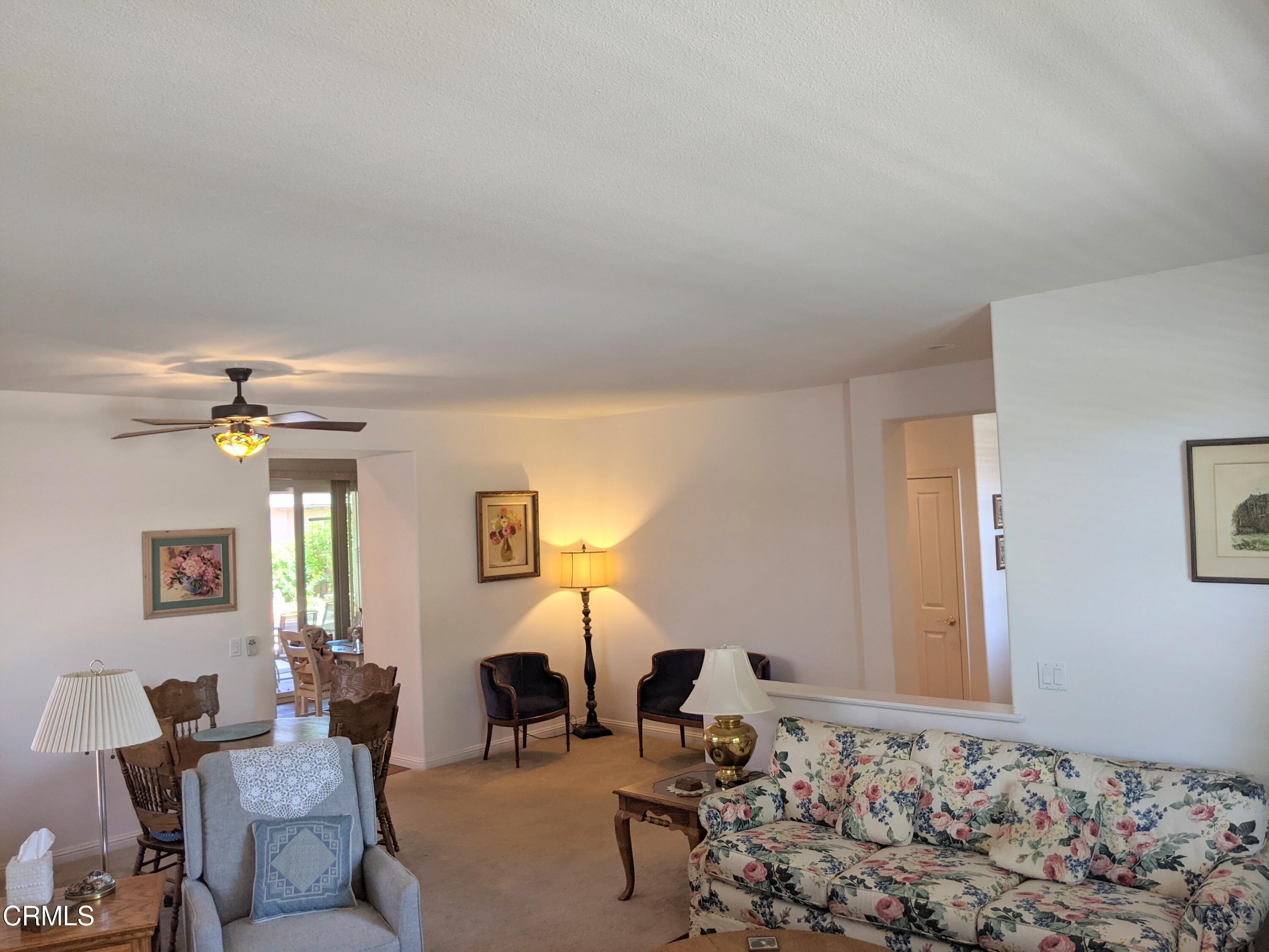 2654 Traditions Loop Paso Robles, CA 93446 - Photo 4 of 32 a living room with furniture and window