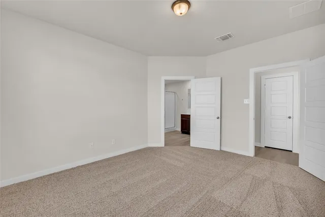 $275,900 | 121 Walk Way, Jarrell, TX 76537