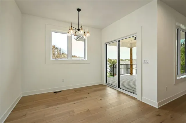 $565,000 | 4412 Northeast Gateway Drive, Lee's Summit, MO 64064