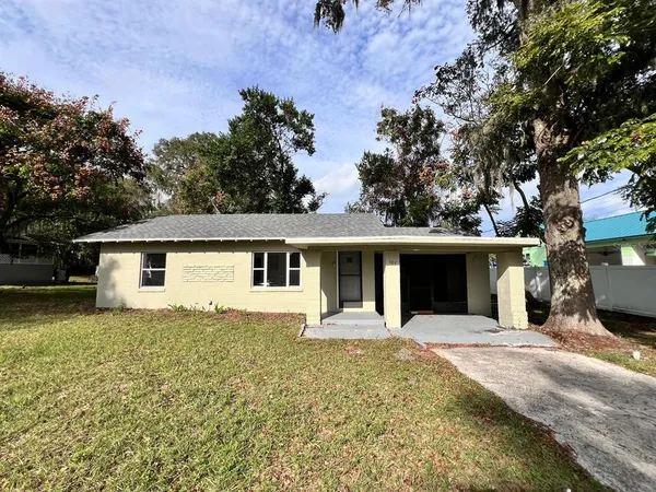 $1,650 | 107 Oakland Drive, DeLand, FL 32720