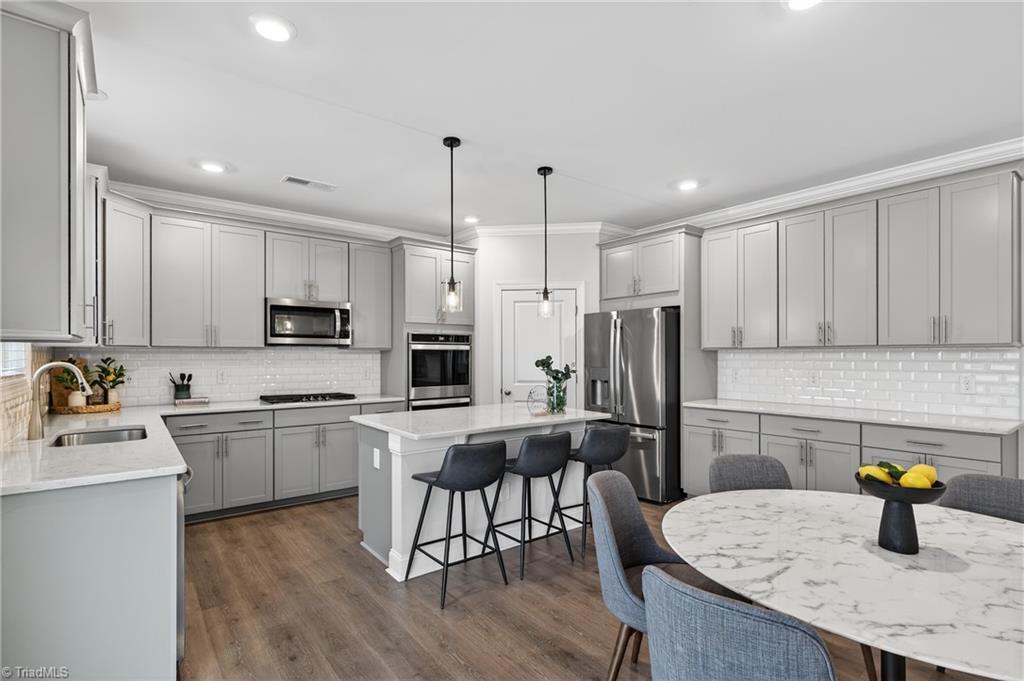 5004 Alton Drive Oak Ridge, NC 27310 - Photo 17 of 49